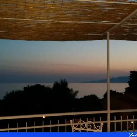 La Terrazza شقة ماراتييا